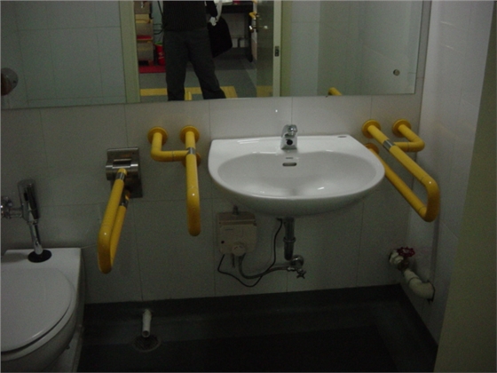 b_20091210150800.jpg b_20091210150800.jpg