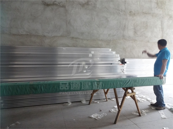 防撞扶手8.jpg 防撞扶手8.jpg