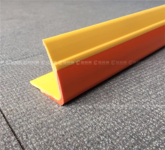 橡膠護角14.jpg 橡膠護角14.jpg