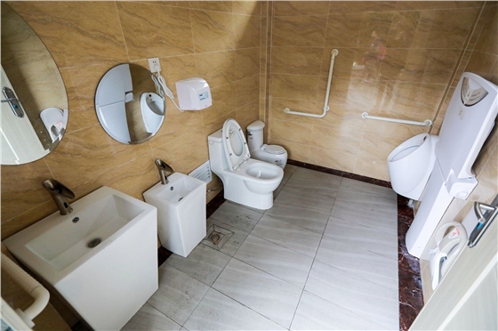 第三衛(wèi)生間.jpg 第三衛(wèi)生間.jpg