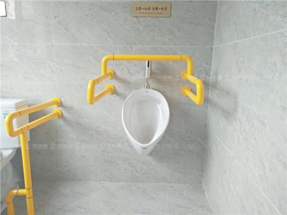 衛(wèi)浴扶手1.jpg 衛(wèi)浴扶手1.jpg