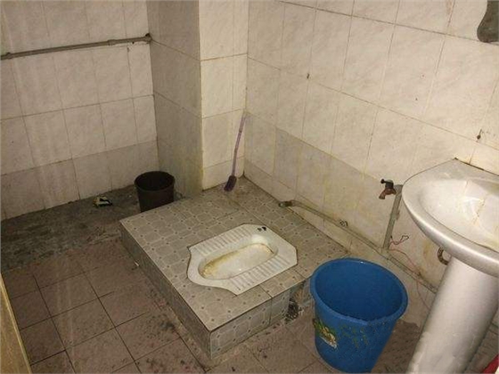 廁所.jpg 廁所.jpg