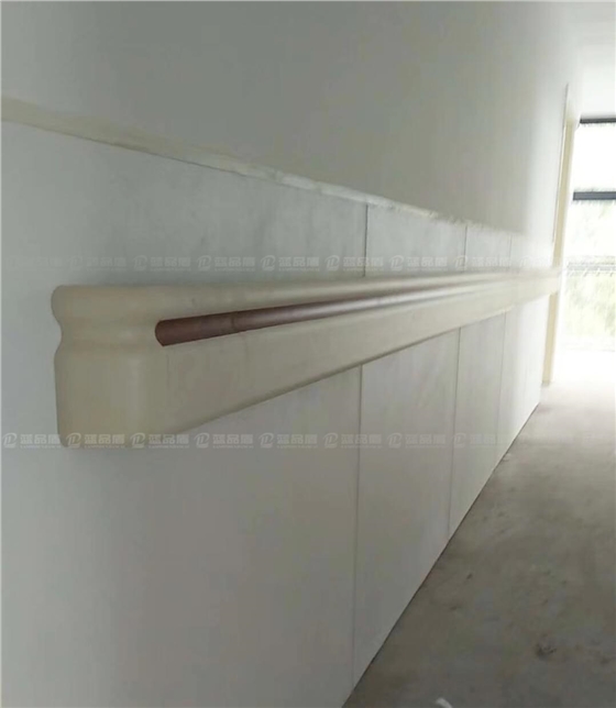 新疆昭蘇縣中醫(yī)院扶手和樹脂板.jpg 新疆昭蘇縣中醫(yī)院扶手和樹脂板.jpg