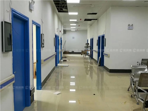 廣西貴港醫(yī)院防撞扶手.jpg 廣西貴港醫(yī)院防撞扶手.jpg