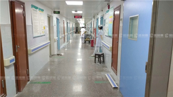 醫(yī)用走廊扶手廠家.jpg 醫(yī)用走廊扶手廠家.jpg