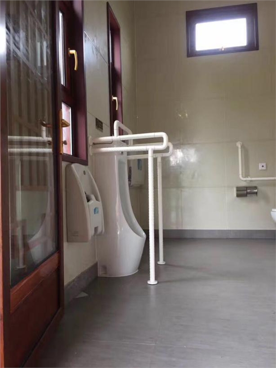 無障礙小便斗扶手 無障礙小便斗扶手