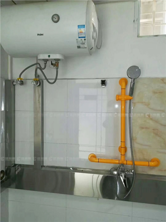 老人浴室扶手品牌.jpg 老人浴室扶手品牌.jpg