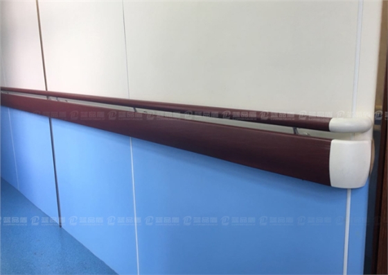 醫(yī)院里的過(guò)道扶手 醫(yī)院里的過(guò)道扶手