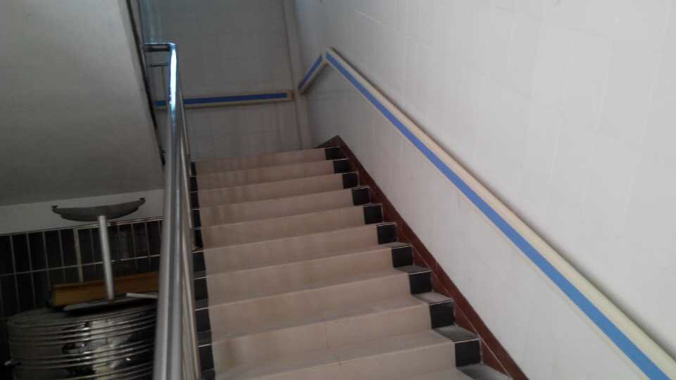 【遼寧】沈陽市東藥集團有限公司采購500米140防撞扶手