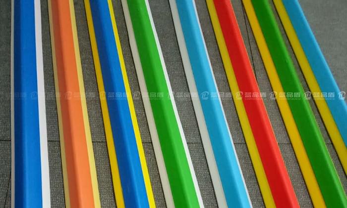 【廣西】橡膠材質(zhì)護(hù)角定做三種顏色