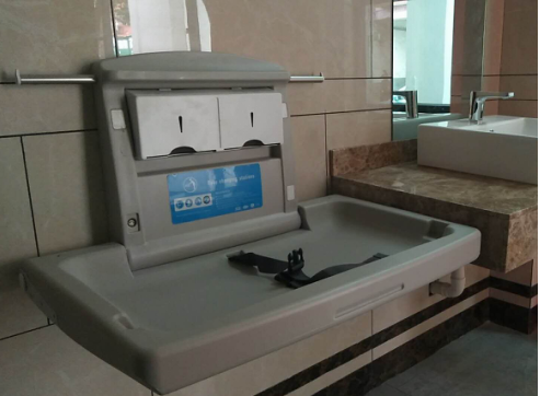 衛(wèi)生間嬰兒臺