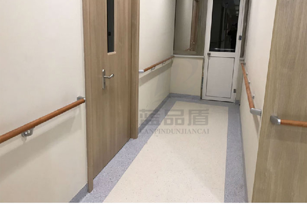 定制無(wú)障礙扶手