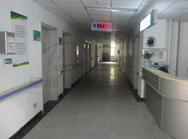 【山西】晉中平遙醫(yī)院走廊扶手，顏色亮麗外觀簡潔漂亮