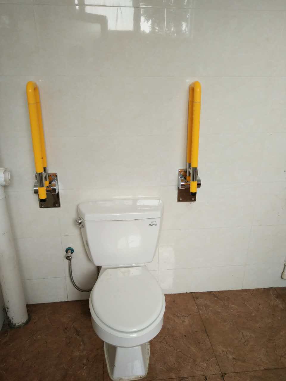 【江蘇】衛(wèi)浴扶手老客戶，先拿樣品在大批量下單