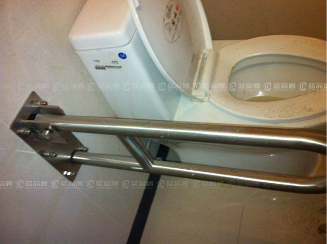 【山東】不銹鋼衛(wèi)浴扶手,每個細節(jié)做的都很到位