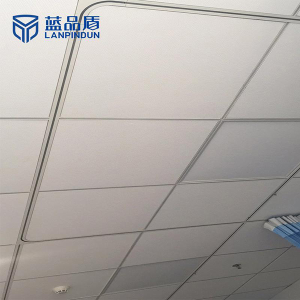 病房輸液軌道有多少配件？【藍(lán)品盾】